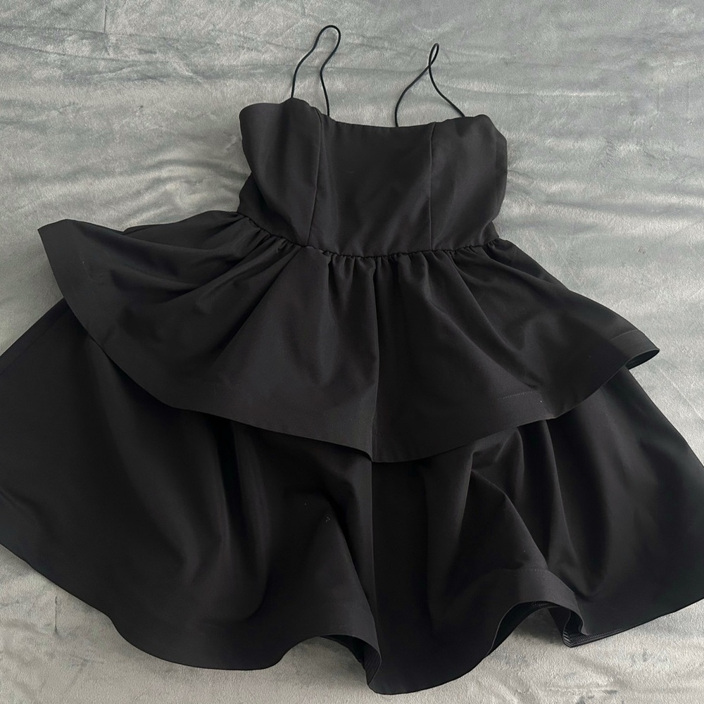 Black Sleeveless Peplum Cocktail Dress